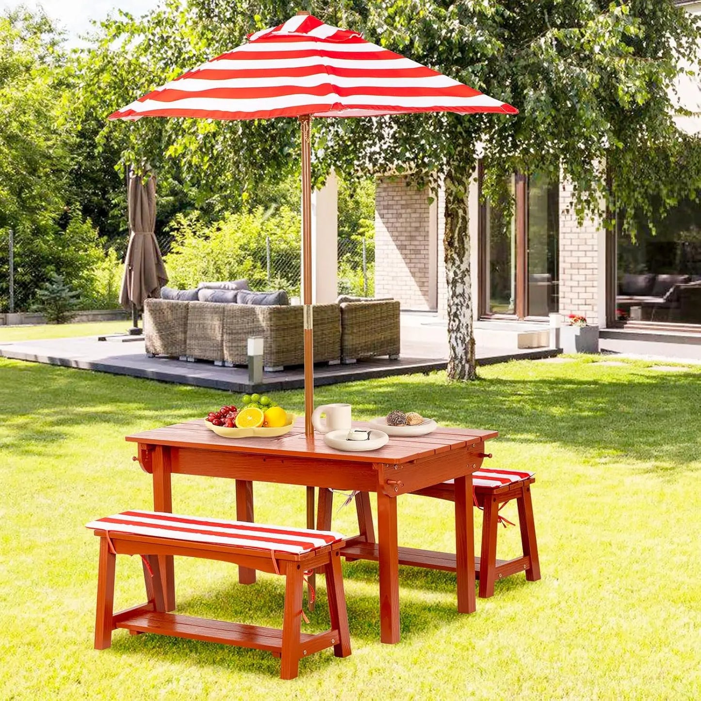 Kids Picnic Table with Umbrella w/Cushions